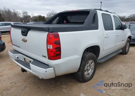 2011 Chevrolet Avalanche 1500 Ls from USA, damaged, VIN 3GNMCEE08BG365739